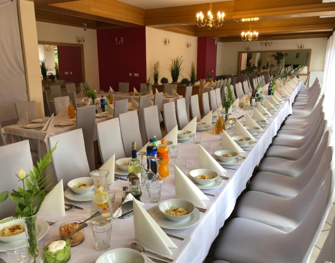 Osrodek Szkoleniowo Wypoczynkowy Roznow Otel Dış mekan fotoğraf